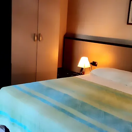 Отель Marco's 3*