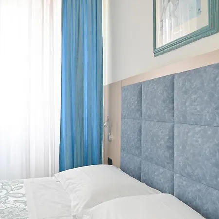 マルコス ホテル コモ